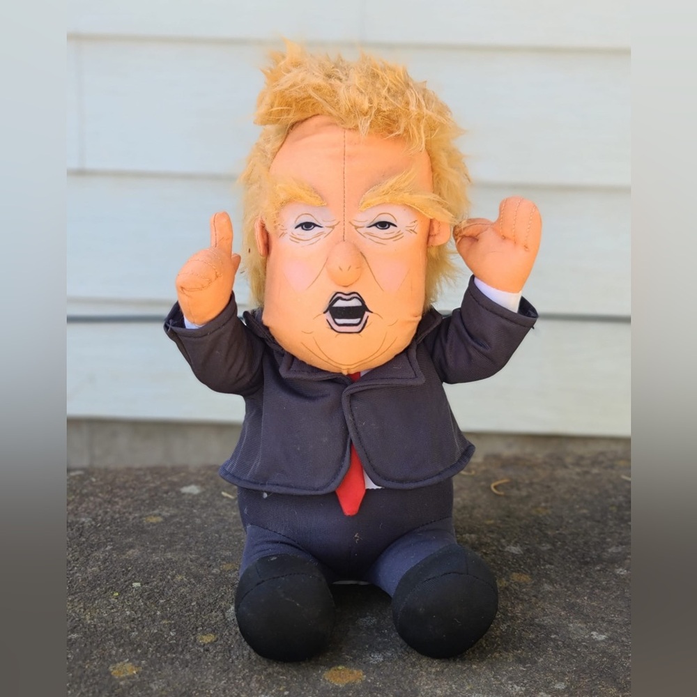 Trading only pull my finger farting donald trump plush figure doll. TRADE ME